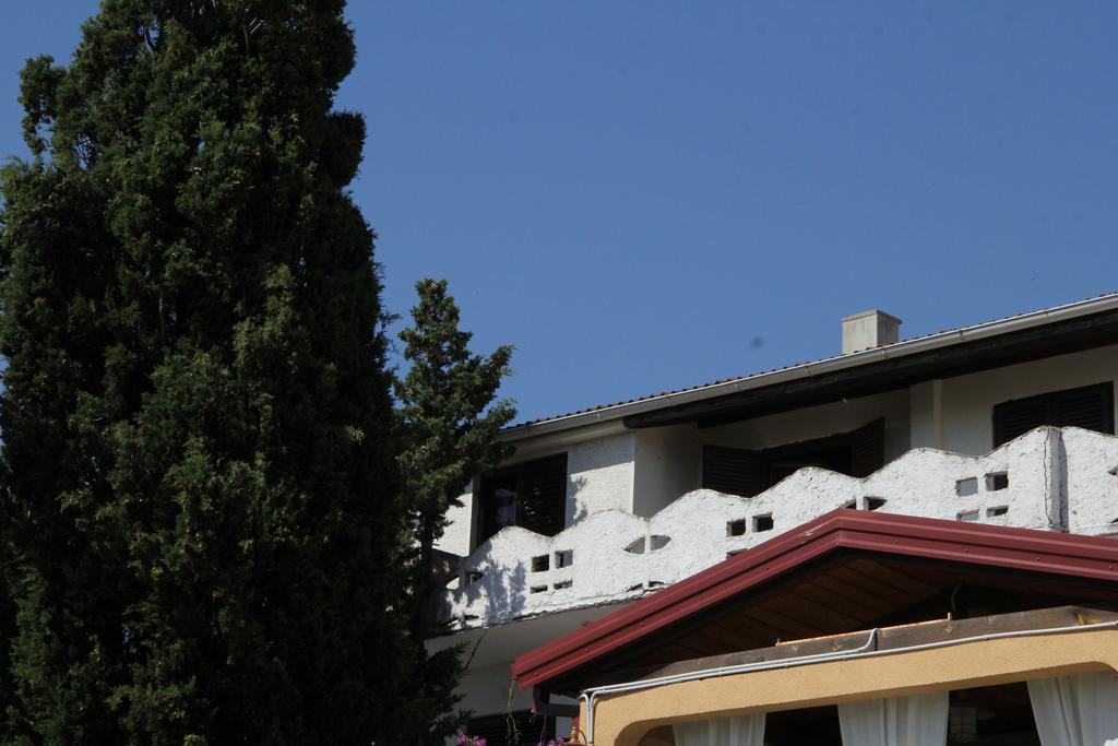 Novalja Guesthouse Economy Rooms Экстерьер фото