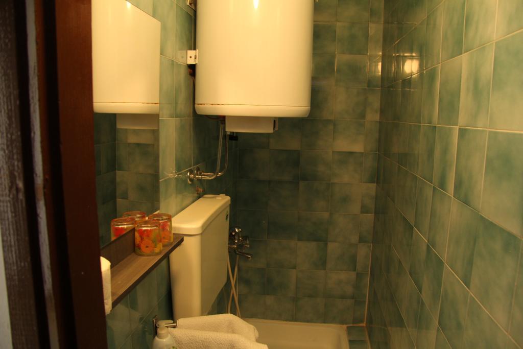 Novalja Guesthouse Economy Rooms Экстерьер фото