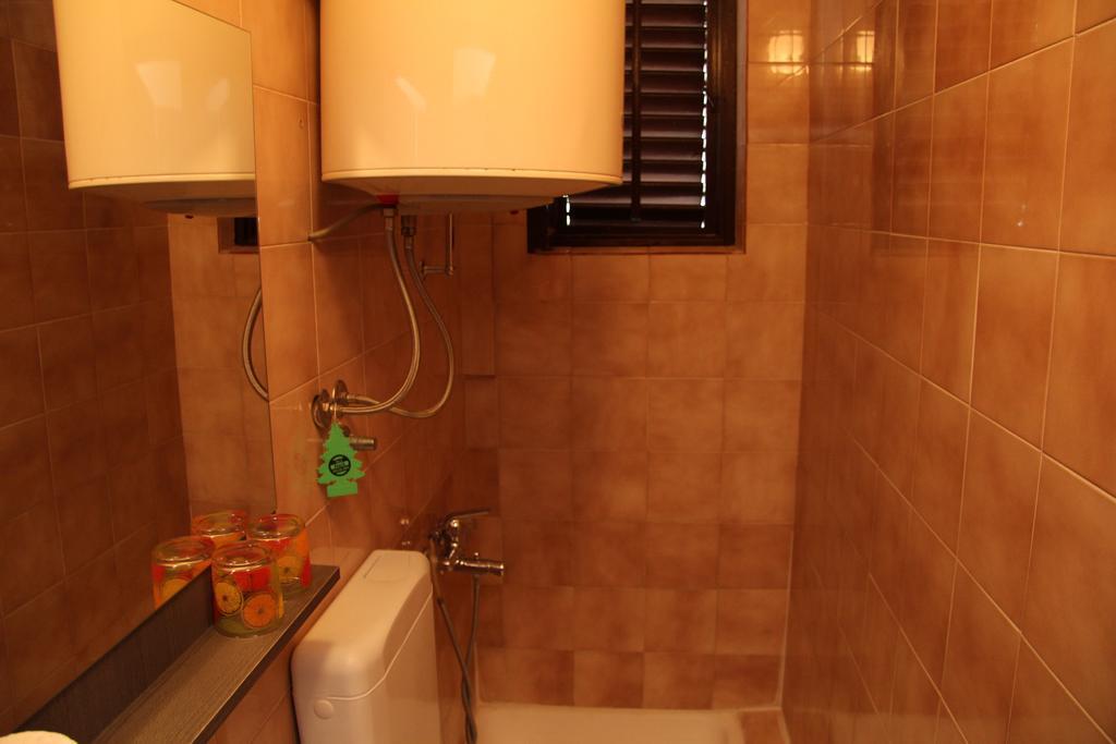 Novalja Guesthouse Economy Rooms Экстерьер фото