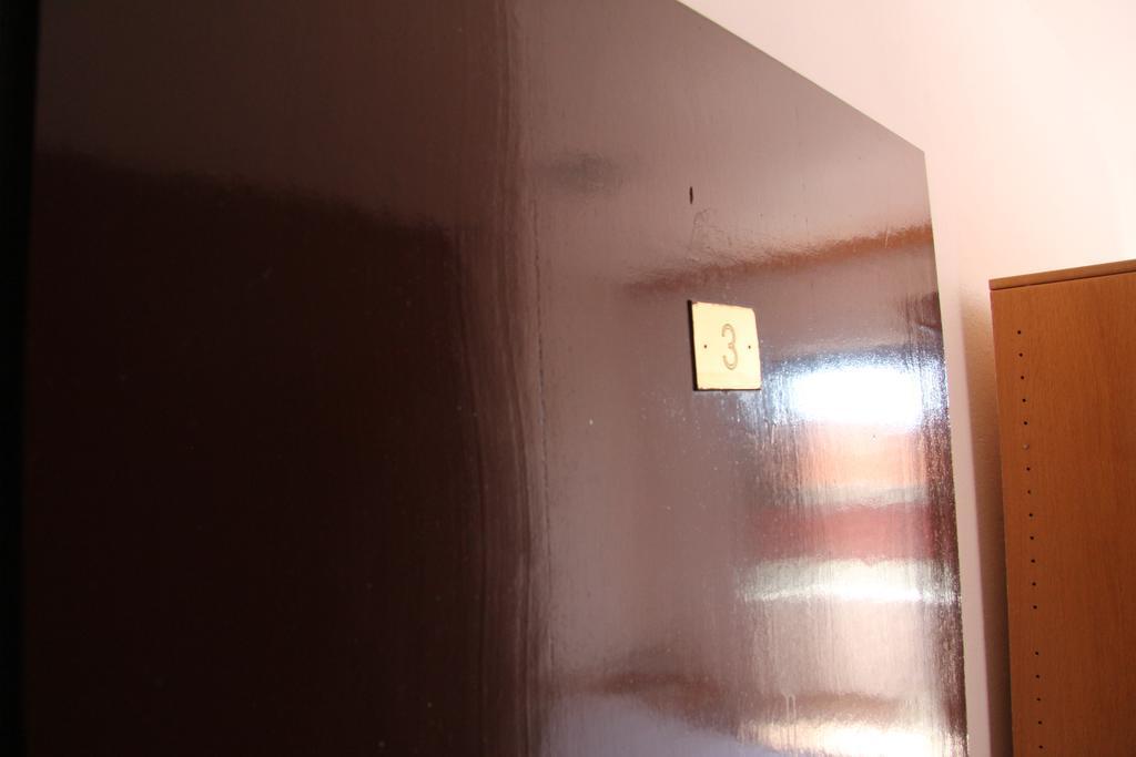 Novalja Guesthouse Economy Rooms Экстерьер фото