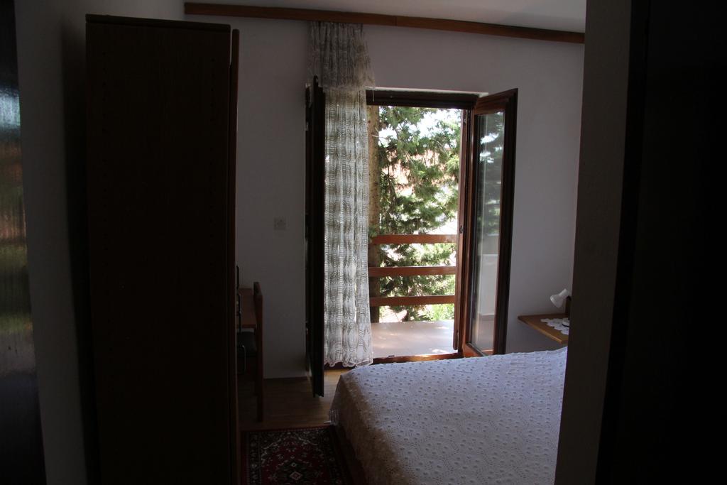 Novalja Guesthouse Economy Rooms Экстерьер фото